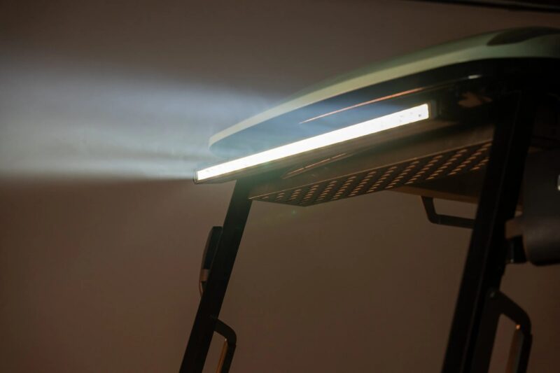 Conquest cart light bar close-up