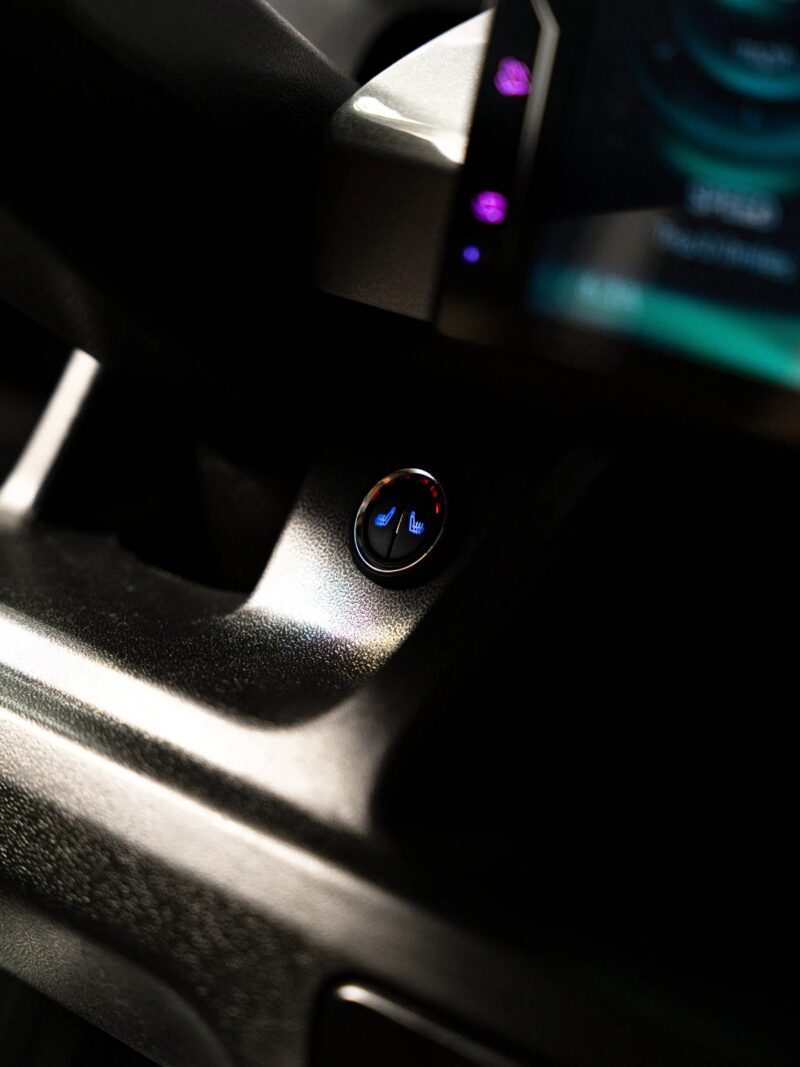 Conquest cart USB port